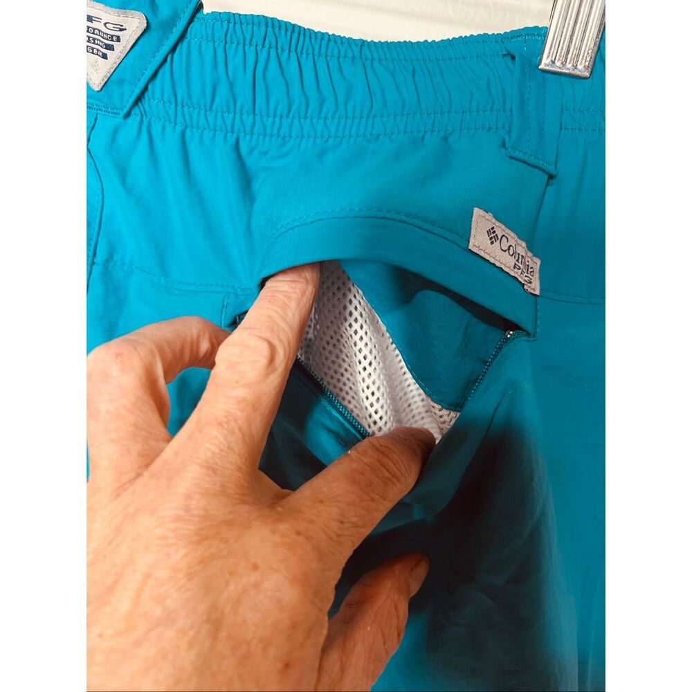 Columbia PFG Teal Blue Shorts Sz M Nylon Women's - Picture 7 of 8